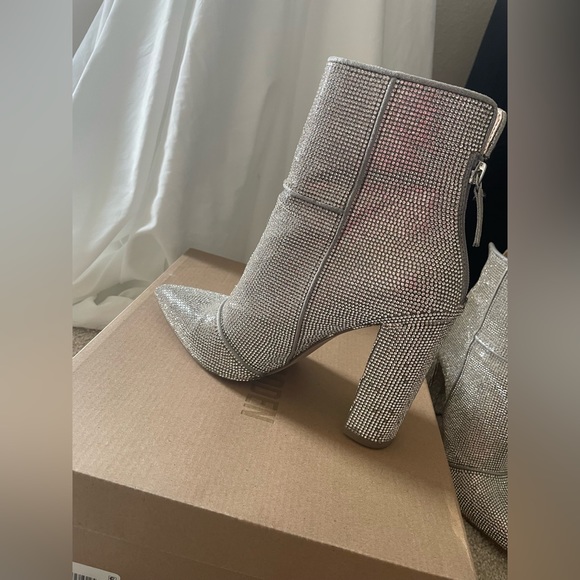 Women’s Steve Madden Tristan Rhinestone Booties - Size  7.5 - Picture 4 of 8